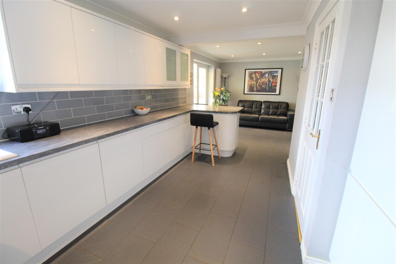 Rockingham Drive, Cheadle, Stoke-On-Trent